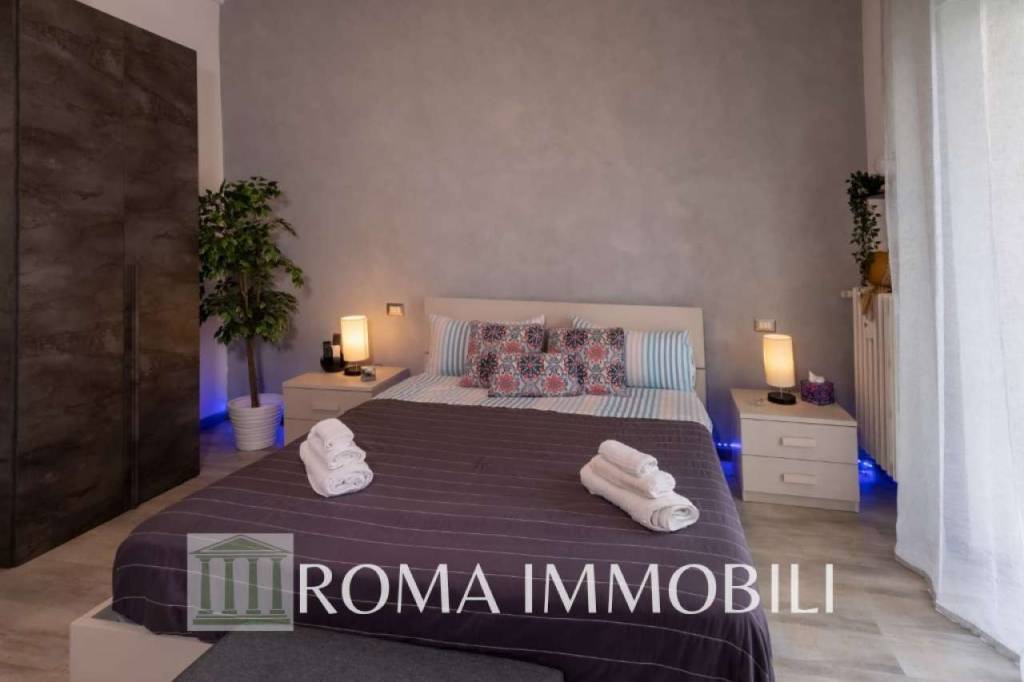 appartamento in vendita a Roma in zona Tuscolano