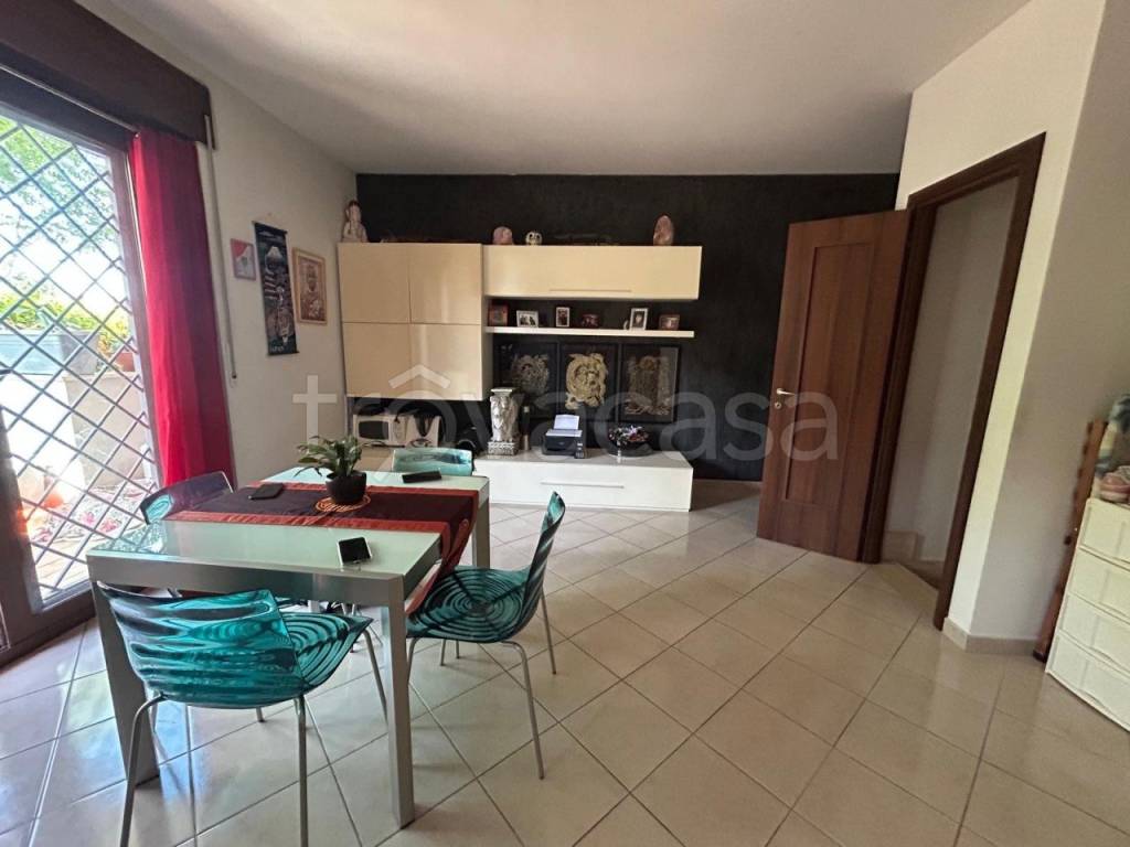 appartamento in vendita a Roma in zona Casalotti