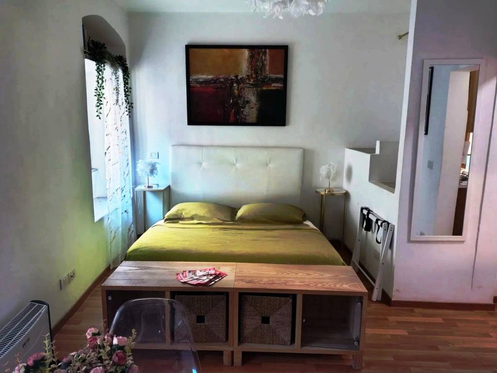 negozio in vendita a Roma in zona Rione di Ponte