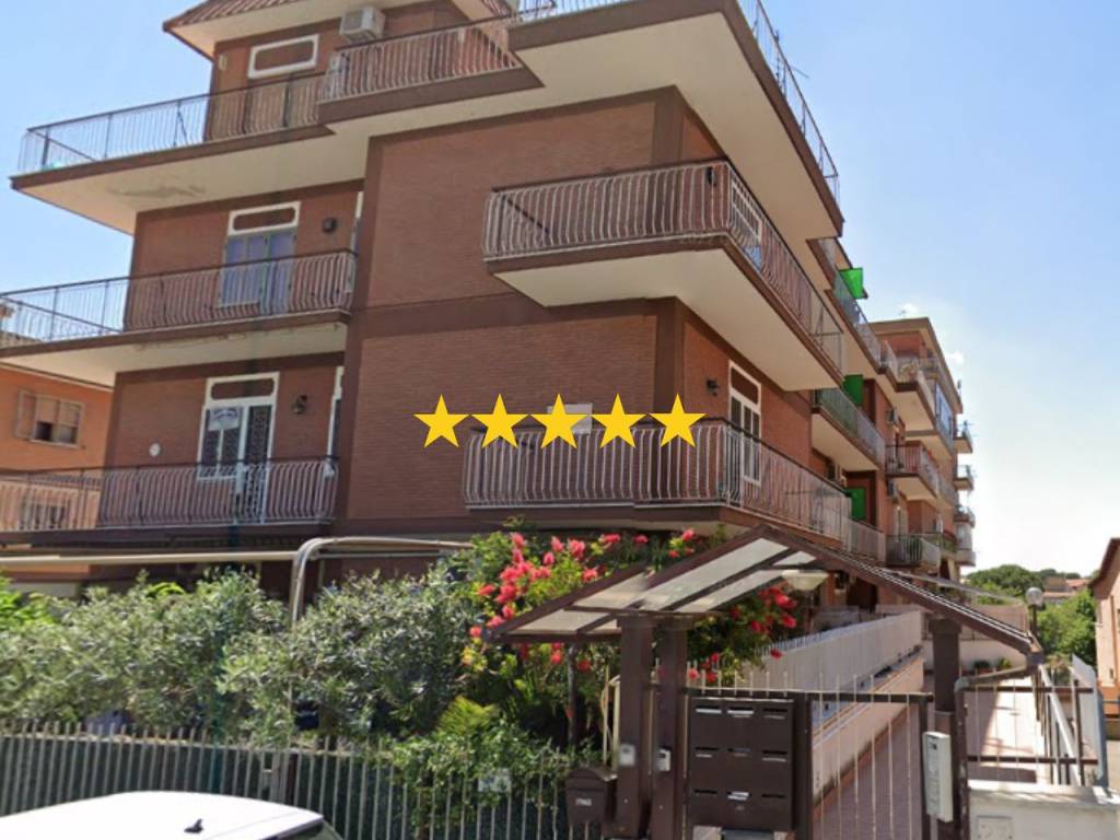 appartamento in vendita a Roma in zona Finocchio