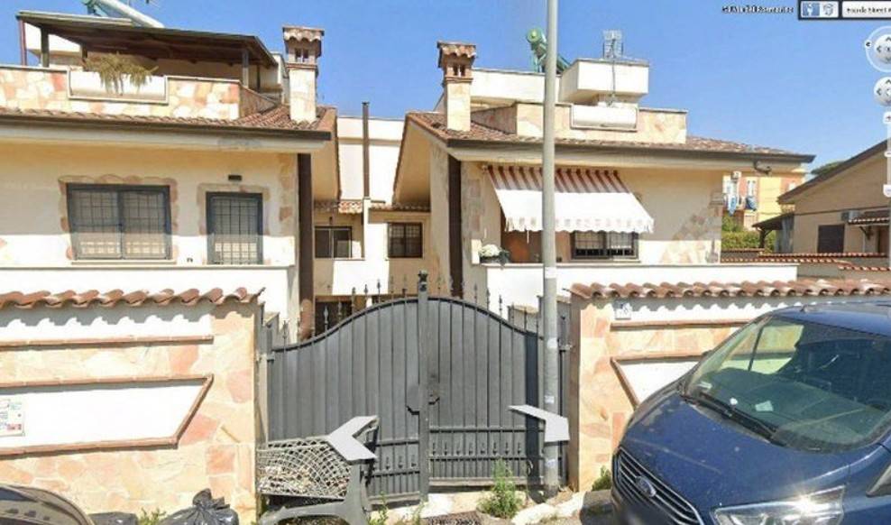 appartamento in vendita a Roma in zona Acilia