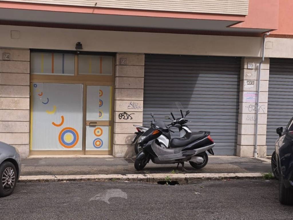 negozio in vendita a Roma in zona Trieste