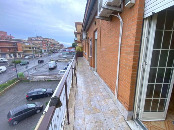 appartamento in vendita a Roma in zona Prenestino-Centocelle