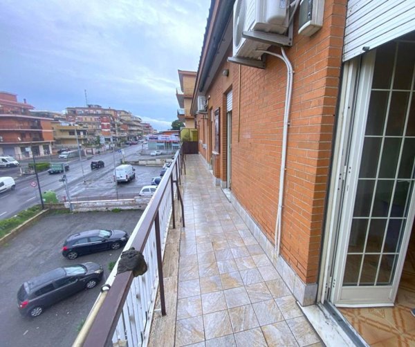 appartamento in vendita a Roma in zona Ponte Mammolo