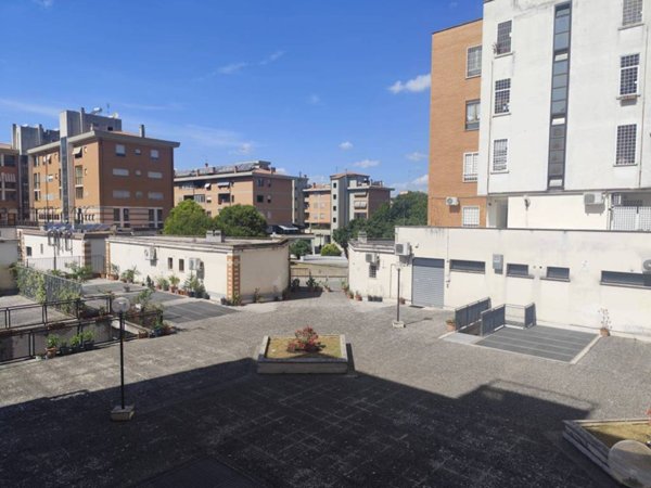 appartamento in vendita a Roma in zona Monte Sacro/Talenti