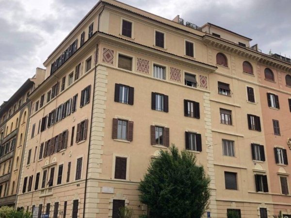 appartamento in vendita a Roma in zona Della Vittoria