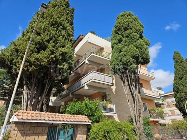 appartamento in vendita a Roma in zona Portuense