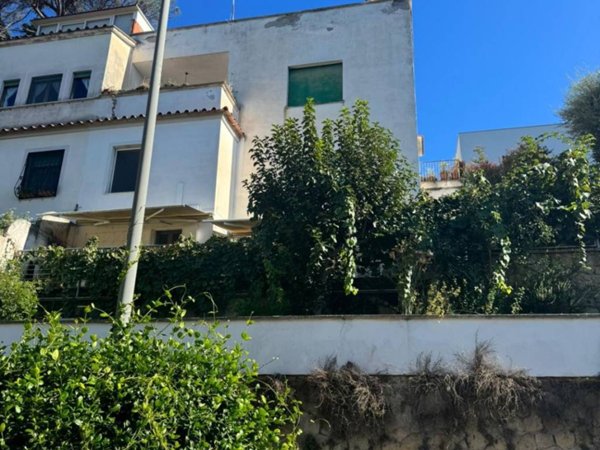 casa indipendente in vendita a Roma in zona Grottarossa