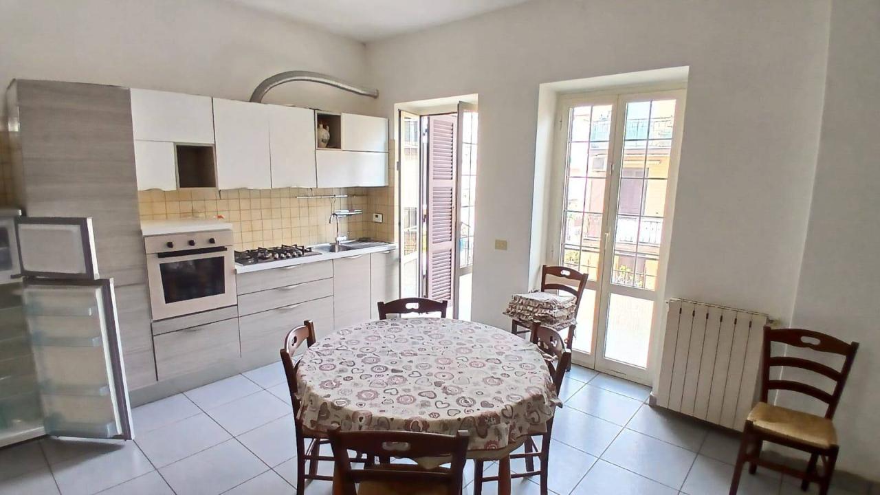 appartamento in vendita a Roma in zona Torre Angela