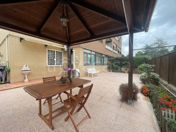 appartamento in vendita a Roma in zona Dragoncello