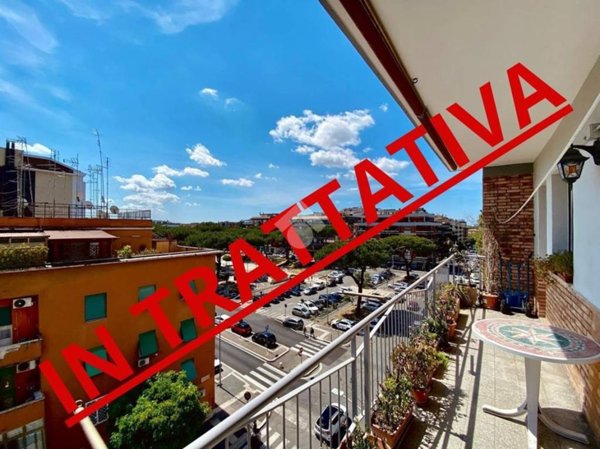 appartamento in vendita a Roma in zona Ardeatino