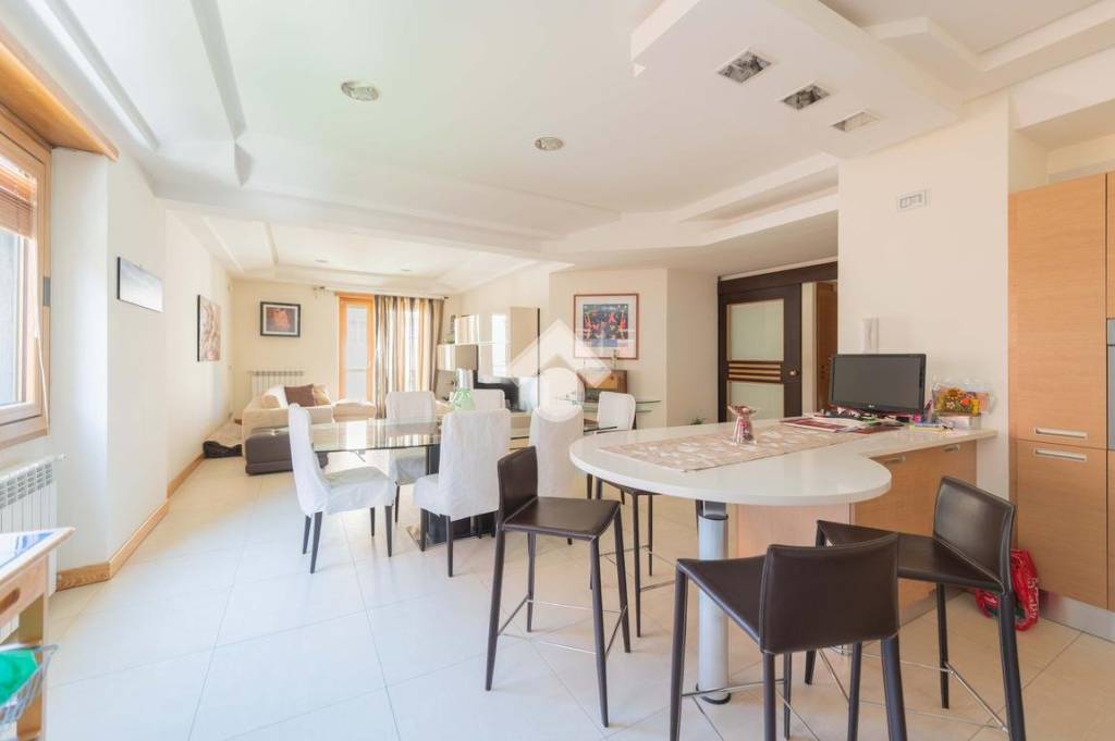 appartamento in vendita a Roma