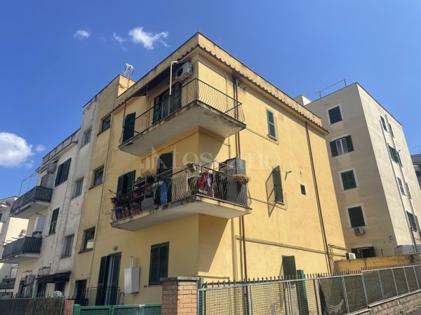 appartamento in vendita a Roma in zona Torre Maura