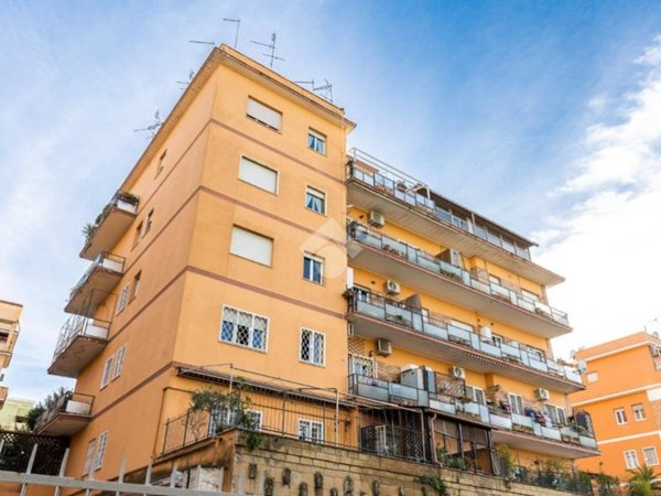 appartamento in vendita a Roma in zona Primavalle
