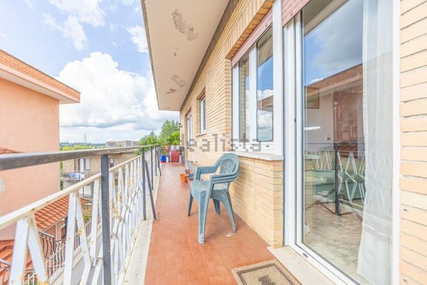 appartamento in vendita a Roma in zona Montespaccato