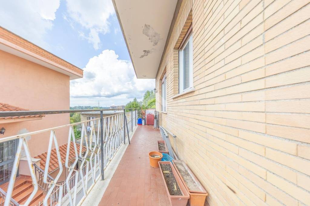 appartamento in vendita a Roma in zona Montespaccato