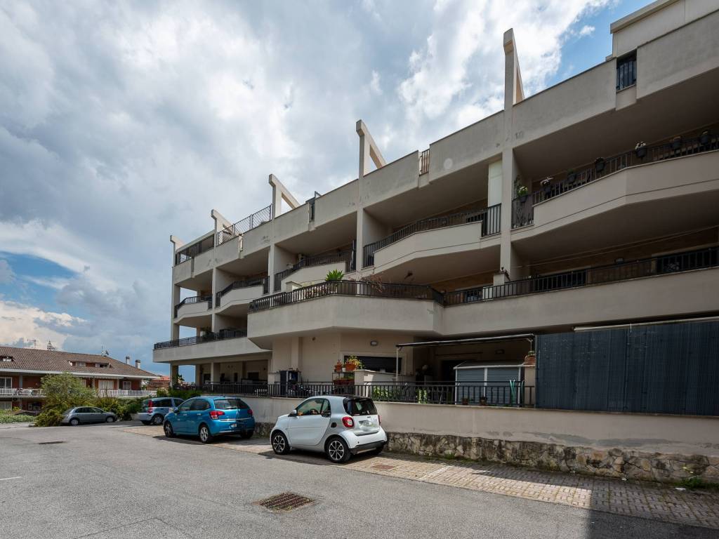 appartamento in vendita a Roma in zona Torrevecchia