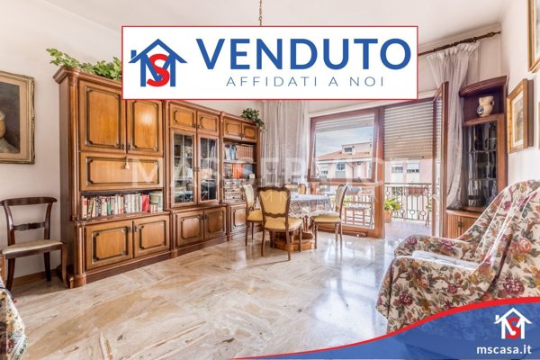 appartamento in vendita a Roma in zona Mostacciano