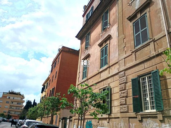 appartamento in vendita a Roma in zona Prenestino-Centocelle