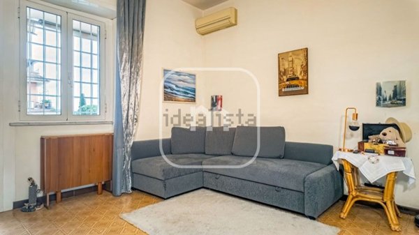 appartamento in vendita a Roma in zona Borghesiana