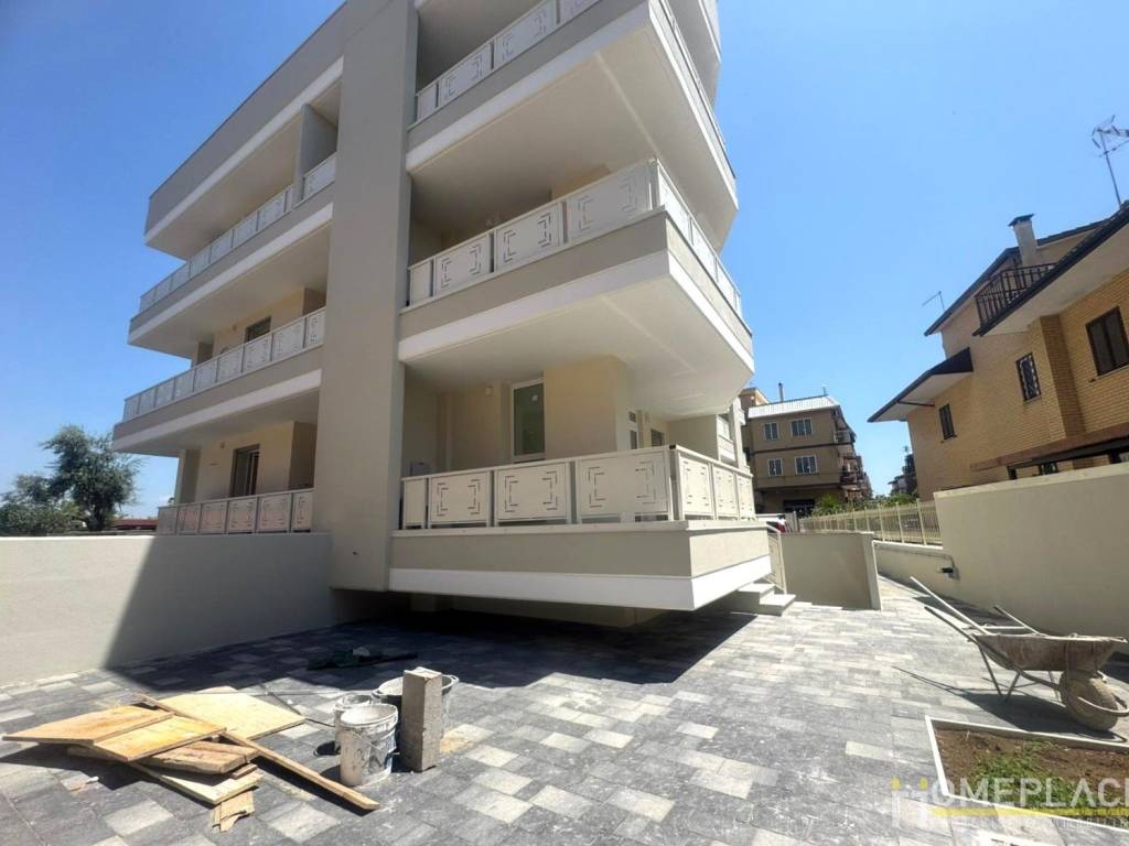 appartamento in vendita a Roma in zona Ponte Mammolo