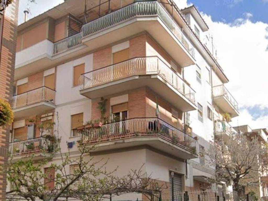 appartamento in vendita a Roma in zona Grottarossa