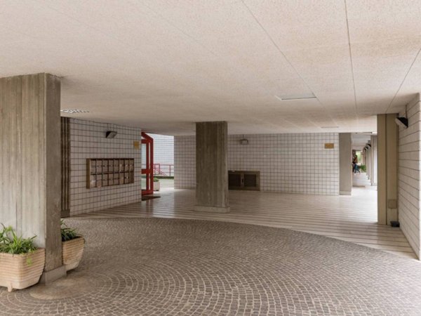 appartamento in vendita a Roma in zona Ardeatino