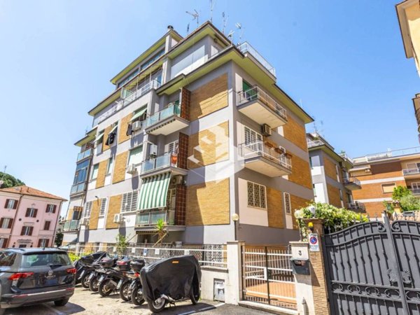 appartamento in vendita a Roma in zona Aurelio
