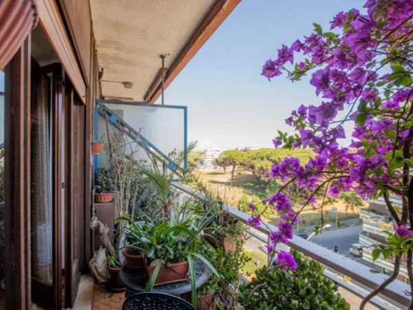 appartamento in vendita a Roma in zona Ostia