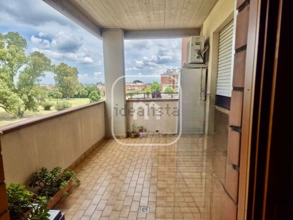 appartamento in vendita a Roma in zona Acilia