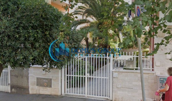 appartamento in vendita a Roma in zona Ostia