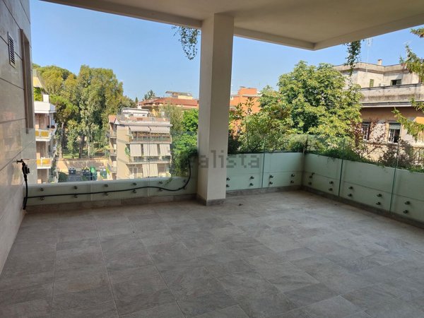 appartamento in vendita a Roma in zona Nomentano