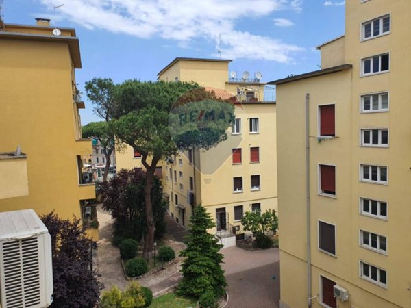 appartamento in vendita a Roma in zona Ostiense