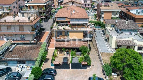 appartamento in vendita a Roma in zona Borghesiana