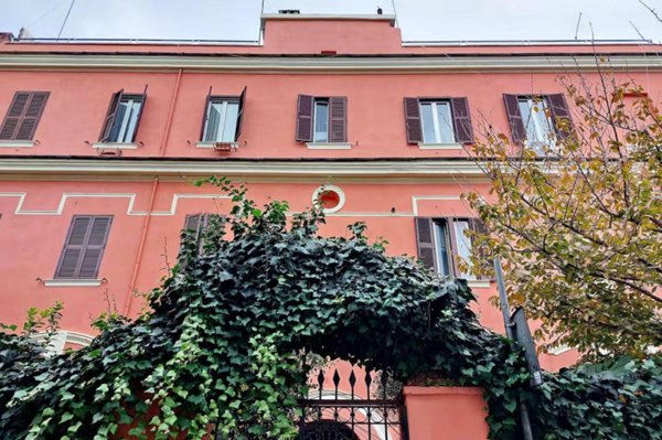 appartamento in vendita a Roma in zona Prenestino-Labicano