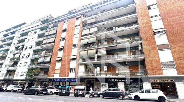 appartamento in vendita a Roma in zona Prenestino-Labicano