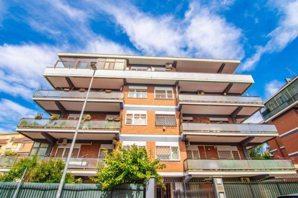 appartamento in vendita a Roma in zona Torrevecchia