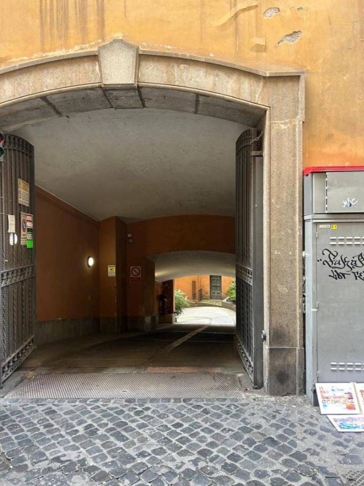 negozio in vendita a Roma in zona Centro Storico