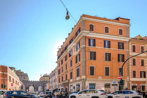 appartamento in vendita a Roma in zona Rione Borgo