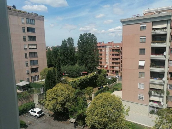 appartamento in vendita a Roma in zona Torrino