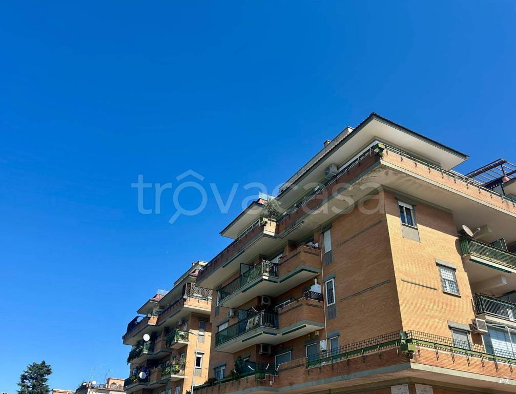 appartamento in vendita a Roma in zona Aurelio