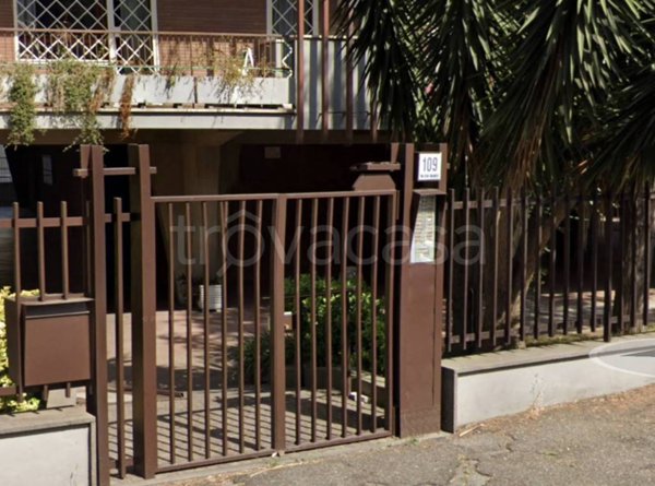 appartamento in vendita a Roma in zona Mostacciano