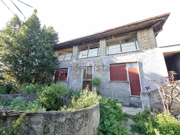 casa indipendente in vendita a Roma in zona Colle del Sole