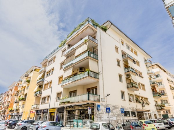appartamento in vendita a Roma in zona Della Vittoria