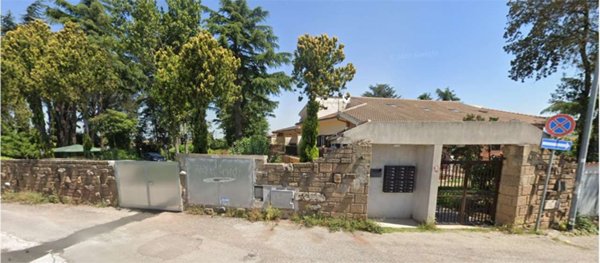 appartamento in vendita a Roma in zona Monte Migliore