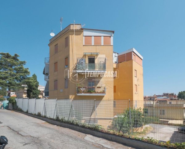 appartamento in vendita a Roma in zona Ottavia