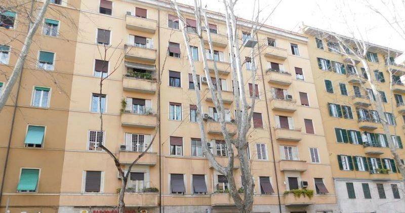 appartamento in vendita a Roma in zona Della Vittoria