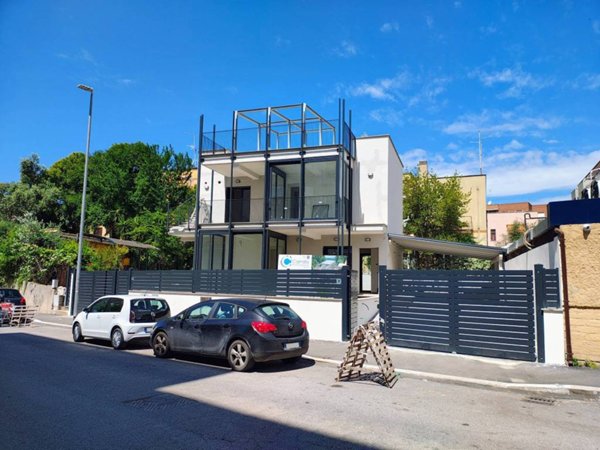 appartamento in vendita a Roma in zona Ponte Mammolo