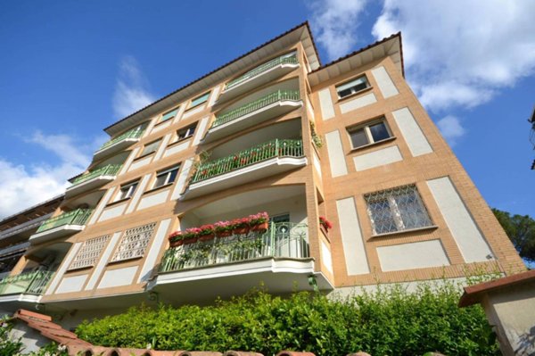 appartamento in vendita a Roma in zona Tor di Quinto