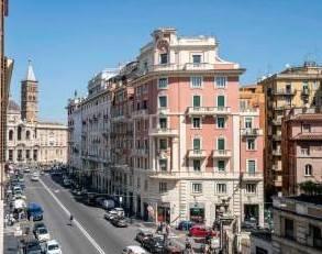 appartamento in vendita a Roma in zona Esquilino